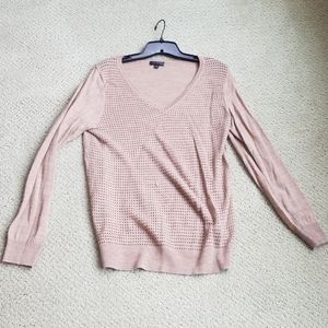 Lightweight sweater